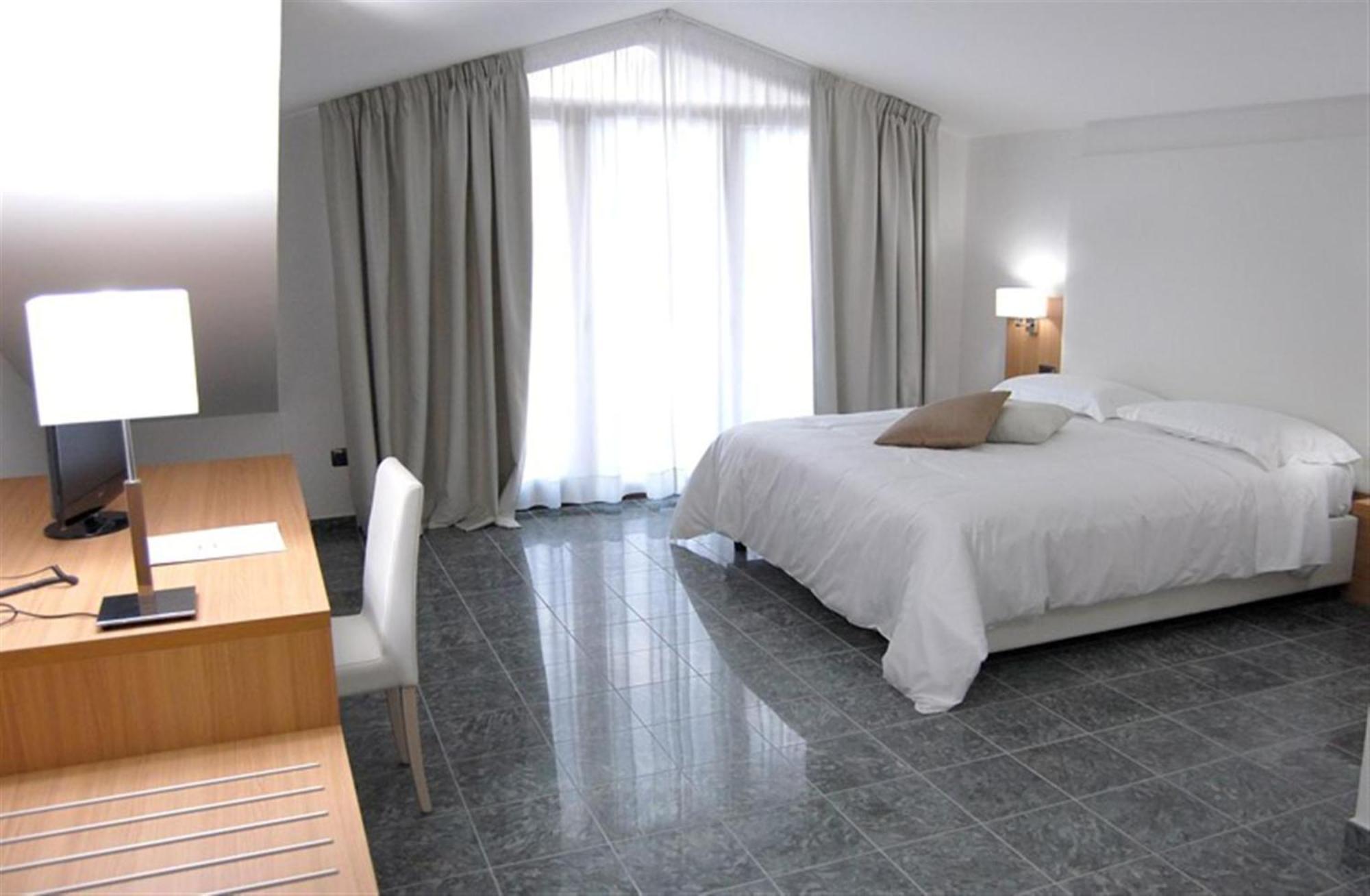 Vea Resort Hotel Mercato San Severino Exteriér fotografie