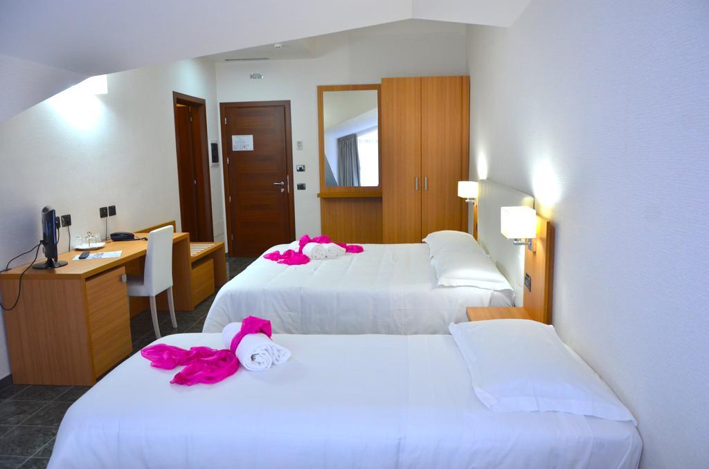 Vea Resort Hotel Mercato San Severino Pokoj fotografie