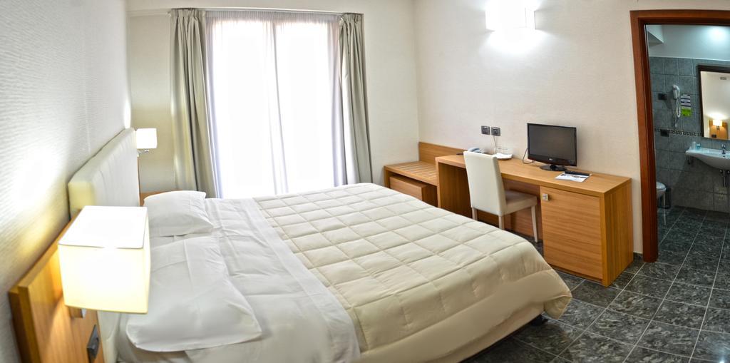 Vea Resort Hotel Mercato San Severino Pokoj fotografie