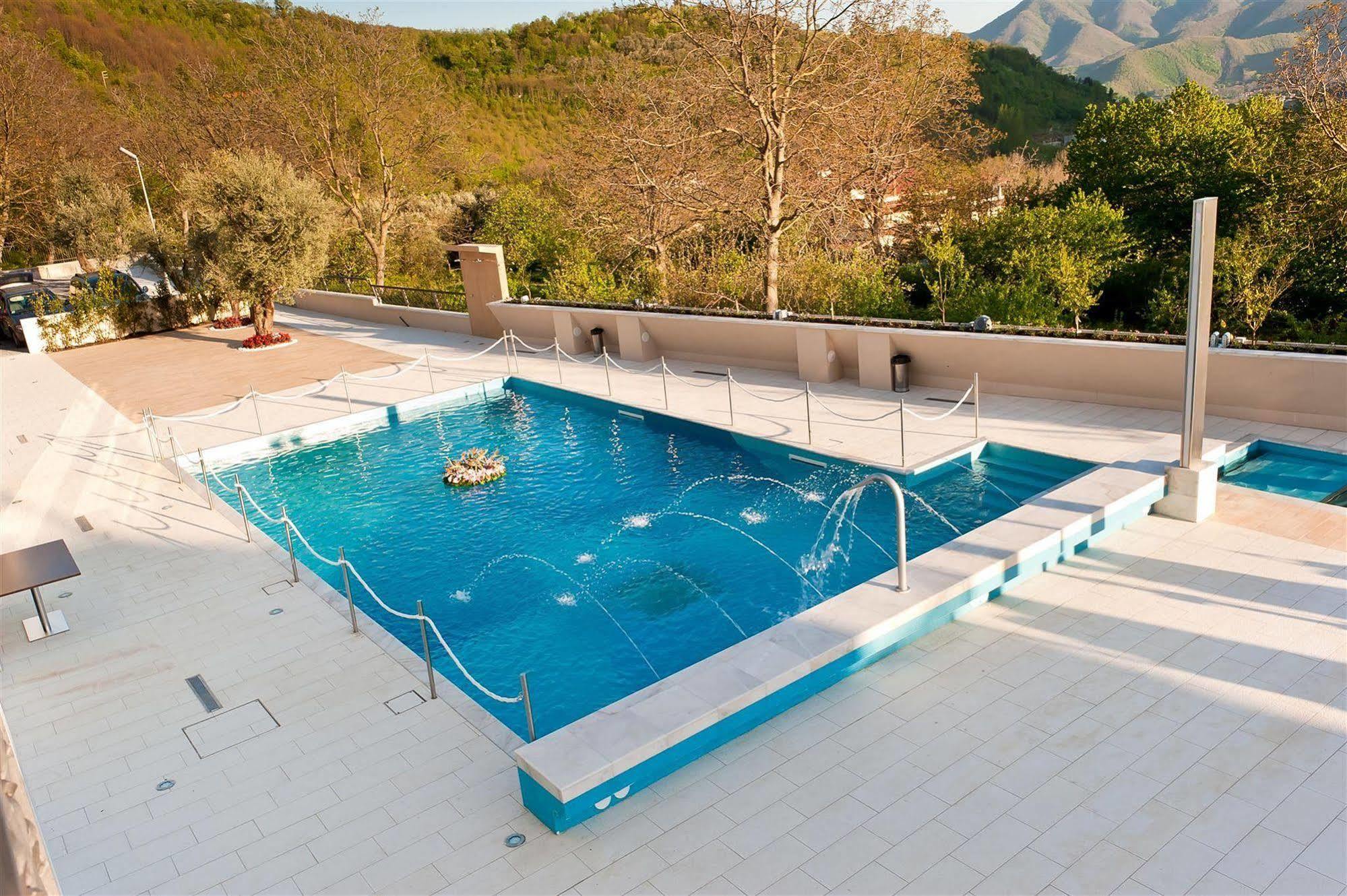 Vea Resort Hotel Mercato San Severino Exteriér fotografie